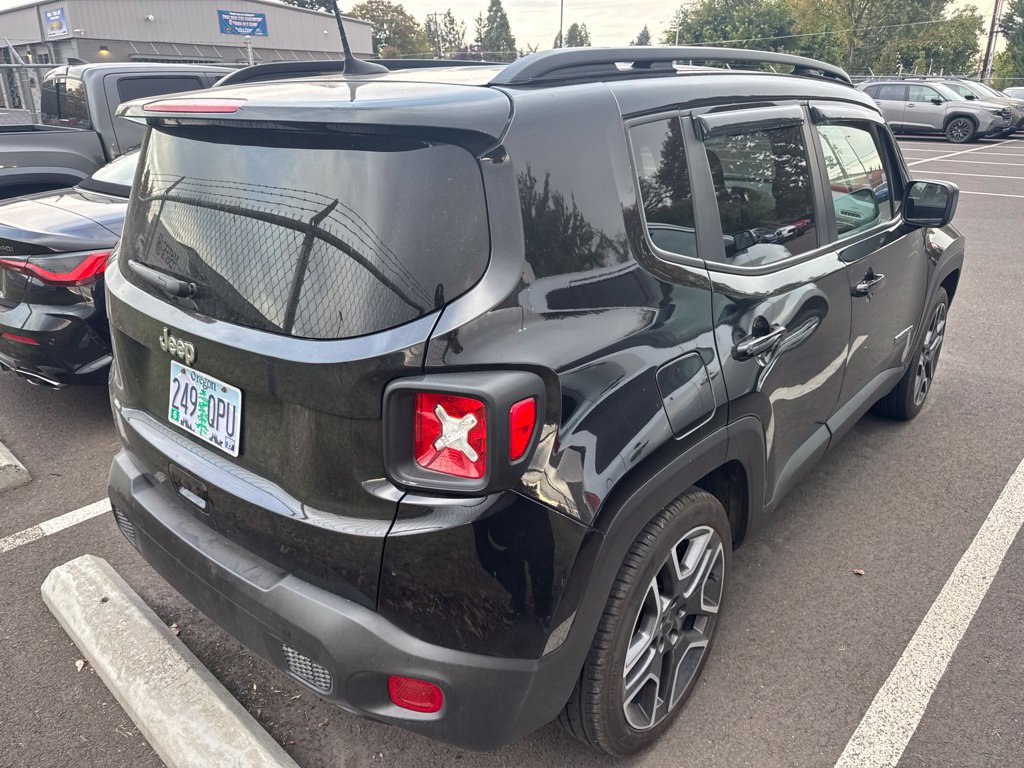 Used 2021 Jeep Renegade Sport FWD image 3