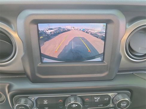 Certified 2019 Jeep Wrangler Unlimited Sport S image 23