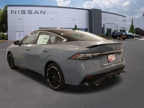 New 2026 Nissan Sentra SR w/ SR Premium Package FWD image 5