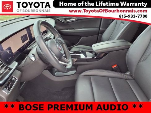 Used 2024 Buick Envision Preferred image 14