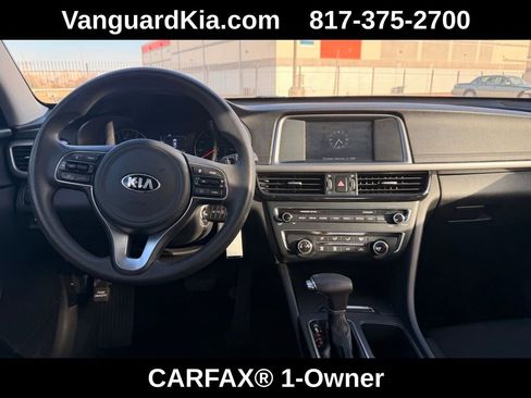 Used 2018 Kia Optima LX image 16
