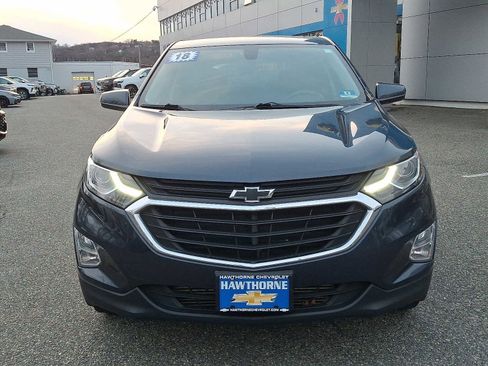Used 2018 Chevrolet Equinox LT image 2