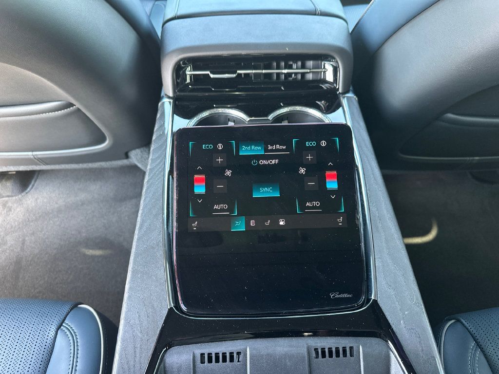 Certified 2026 Cadillac Escalade IQ Luxury 2 AWD/4WD image 24
