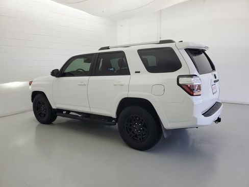 Used 2023 Toyota 4Runner SR5 Premium w/ Moonroof Package RWD image 7