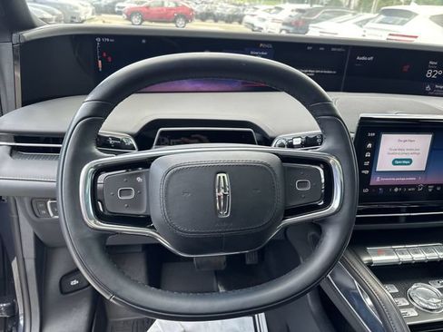 Used 2024 Lincoln Nautilus Reserve w/ Equipment Group 202A AWD/4WD image 14