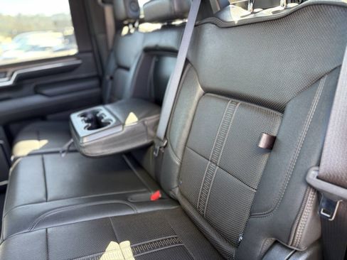 Used 2024 Chevrolet Silverado 2500 High Country w/ Midnight Edition image 32