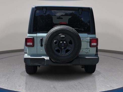Used 2023 Jeep Wrangler Unlimited Sport AWD/4WD image 2