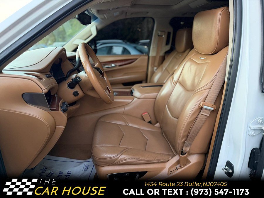 Used 2016 Cadillac Escalade Platinum AWD/4WD image 14