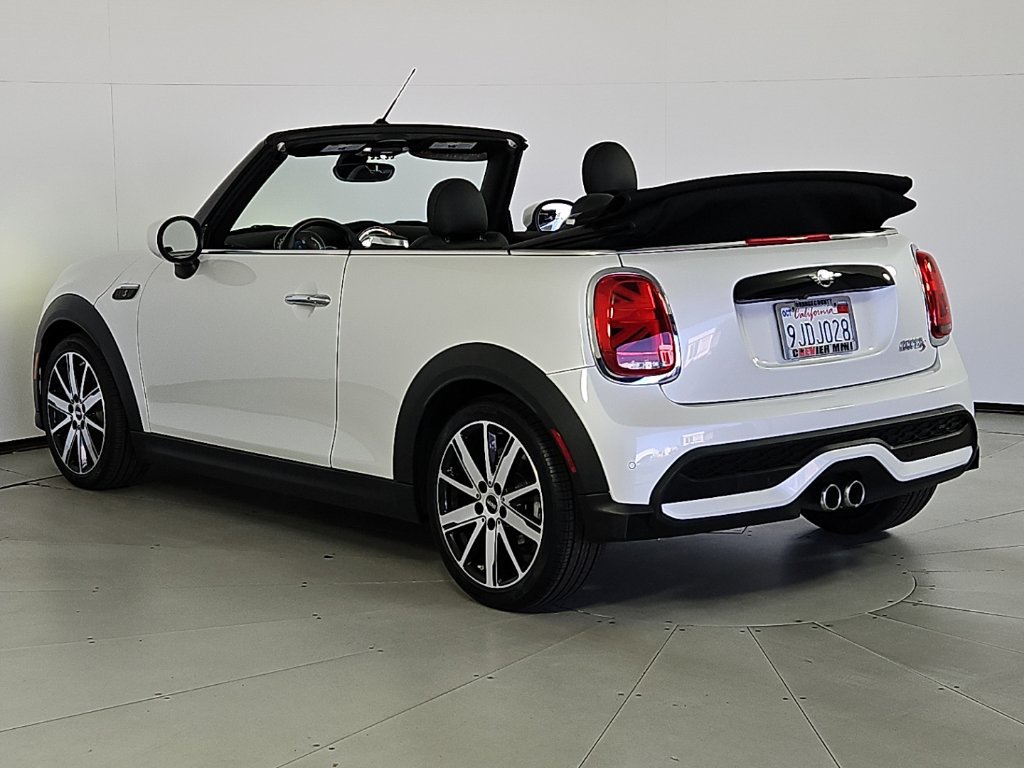Used 2024 MINI Cooper S FWD image 9