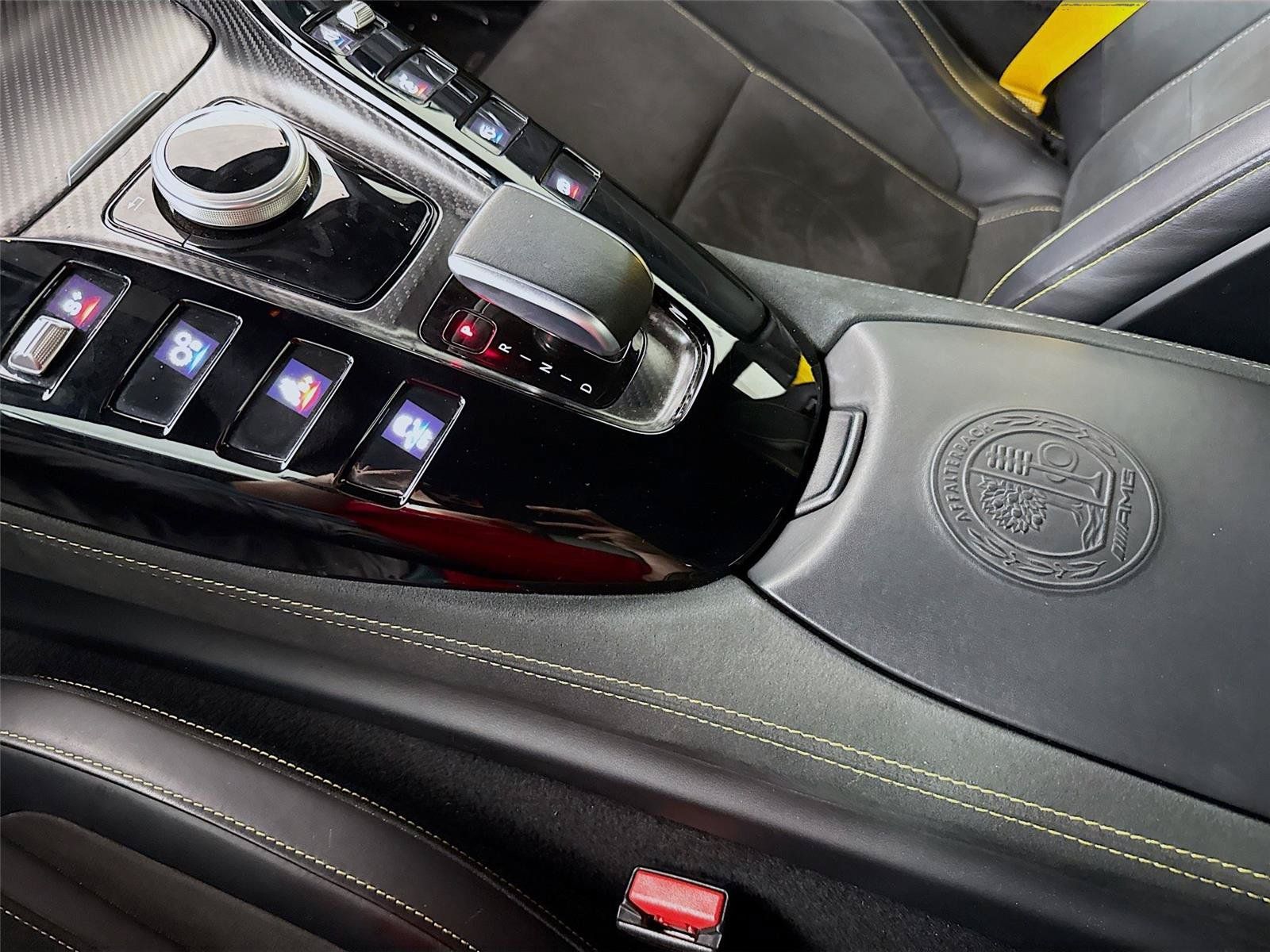 Used 2020 Mercedes-Benz AMG GT R w/ Exclusive Interior Package image 7