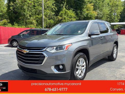 Used 2019 Chevrolet Traverse LT image 1