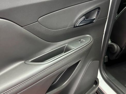 Used 2017 Buick Encore Preferred w/ Experience Buick Package FWD image 20