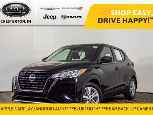 Used 2022 Nissan Kicks S FWD image 1