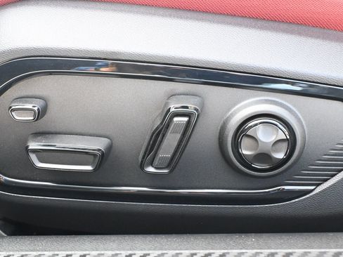 New 2026 Dodge Charger R/T AWD/4WD image 10