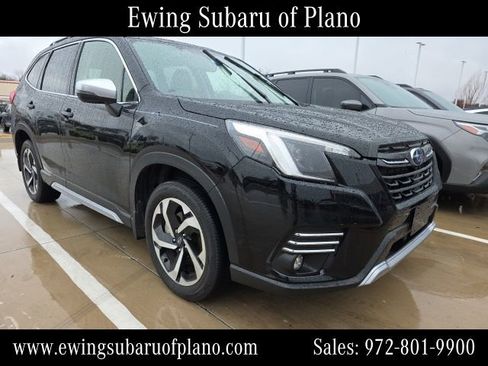 Used 2022 Subaru Forester Touring image 4