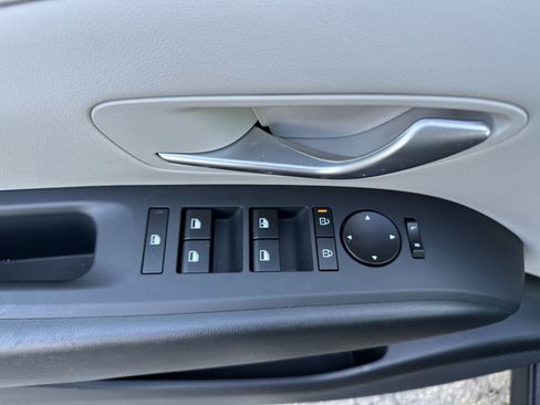 Used 2025 Hyundai Tucson SE FWD image 15