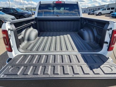 Used 2024 RAM 1500 Laramie AWD/4WD image 27