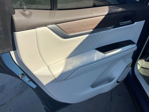 Used 2026 GMC Acadia Denali w/ Super Cruise Package image 22