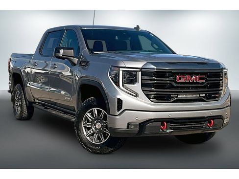 Used 2024 GMC Sierra 1500 AT4 w/ AT4 Premium Package AWD/4WD image 3