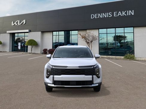 New 2026 Kia Sportage LX image 2