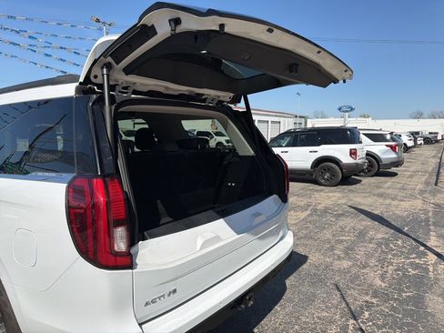 Used 2025 Ford Expedition Active RWD image 31