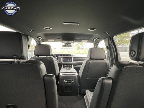 Used 2023 GMC Yukon Denali image 29