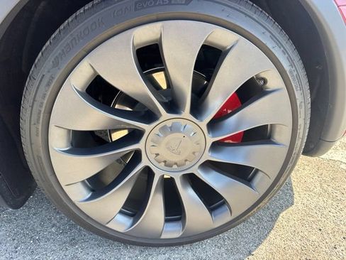 Used 2025 Tesla Model Y Performance AWD/4WD image 10