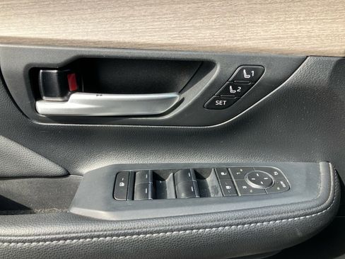 Used 2024 Toyota Grand Highlander Platinum image 36