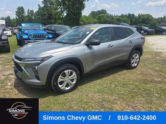 Used 2024 Chevrolet Trax LS w/ Driver Confidence Package FWD video 1