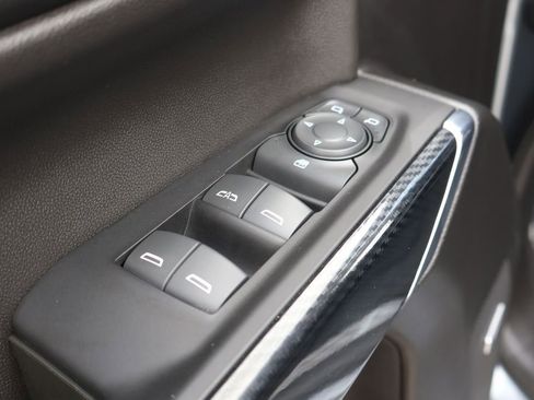 Used 2022 Chevrolet Silverado 1500 LT Trail Boss w/ Convenience Package II image 10