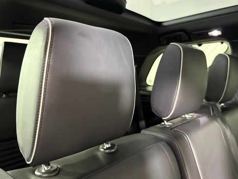 Used 2022 Land Rover Discovery HSE R-Dynamic image 27