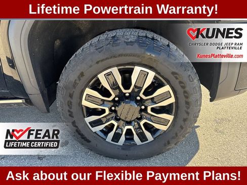 Used 2025 GMC Sierra 3500 Denali Ultimate AWD/4WD image 15