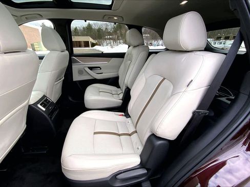 Used 2024 MAZDA CX-90 Plug-In Hybrid w/ Premium Plus image 21