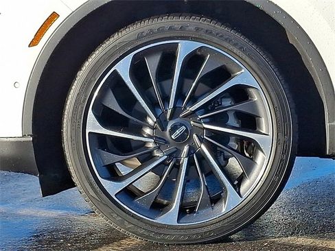 Used 2022 Lincoln Aviator Reserve w/ Equipment Group 201A image 8