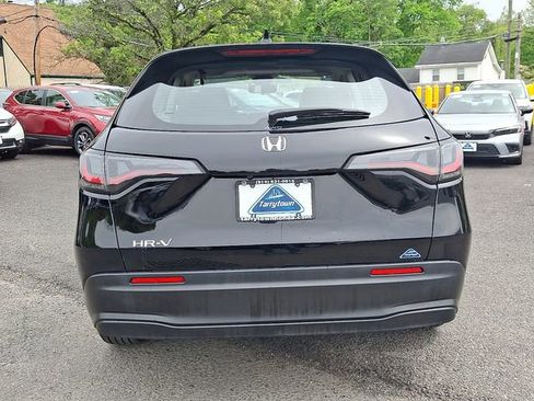 Certified 2023 Honda HR-V LX image 5