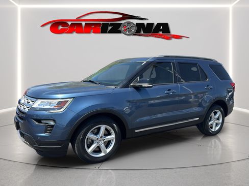 Used 2018 Ford Explorer XLT w/ Equipment Group 202A FWD image 11