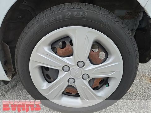 Used 2022 Chevrolet Spark LS image 21