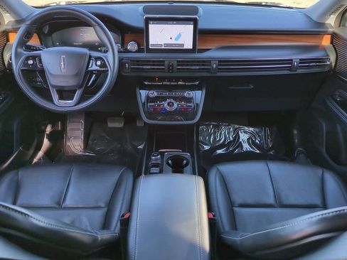 Used 2022 Lincoln Corsair Reserve image 14