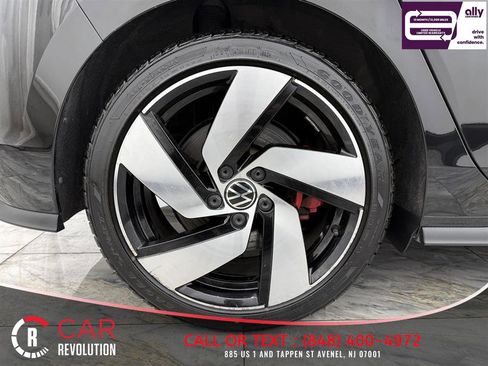 Used 2024 Volkswagen GTI S image 11