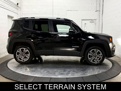 Used 2017 Jeep Renegade Limited AWD/4WD image 9