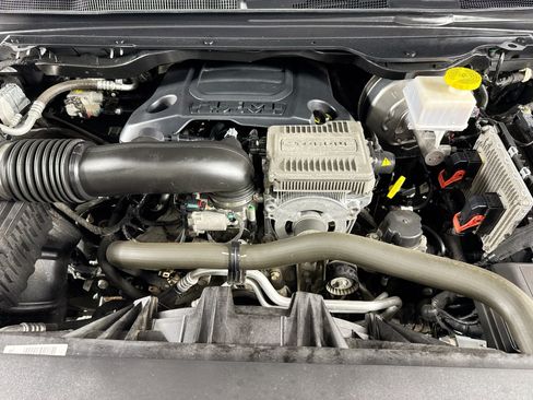 Used 2022 RAM 1500 Big Horn AWD/4WD image 14