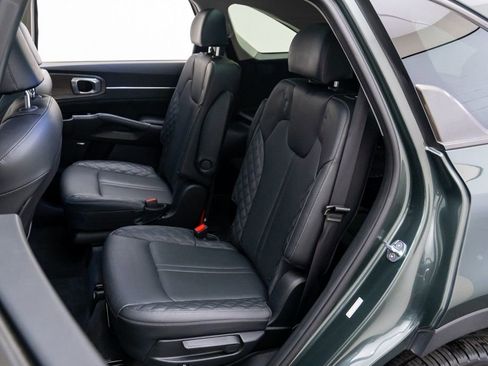 Used 2021 Kia Sorento SX Prestige image 17