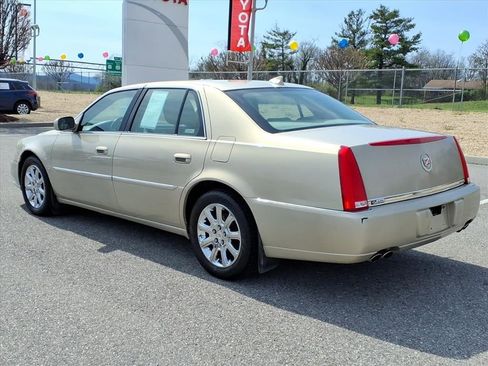 Used 2009 Cadillac DTS Base image 6