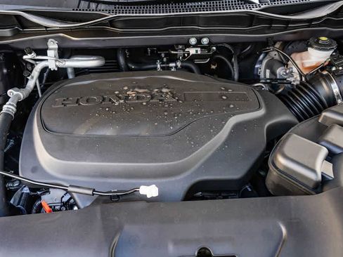 New 2026 Honda Odyssey Touring image 12