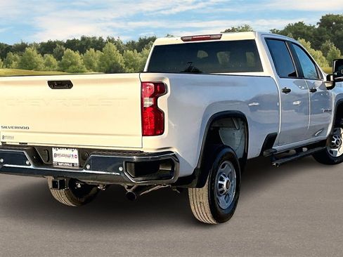 Used 2021 Chevrolet Silverado 2500 W/T w/ WT Convenience Package image 9