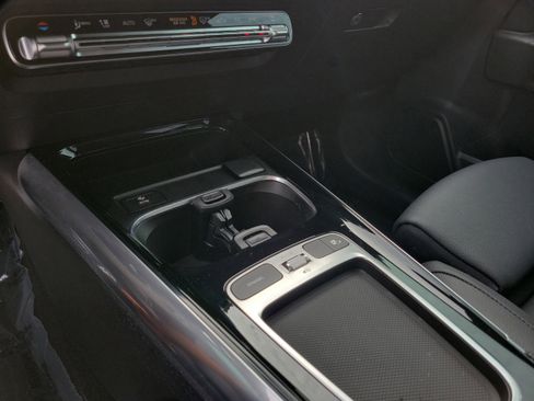 Certified 2026 Mercedes-Benz GLA 250 image 11