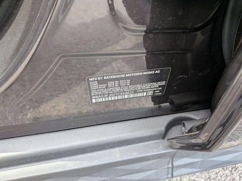 New 2026 BMW 530i xDrive w/ Premium Package image 27