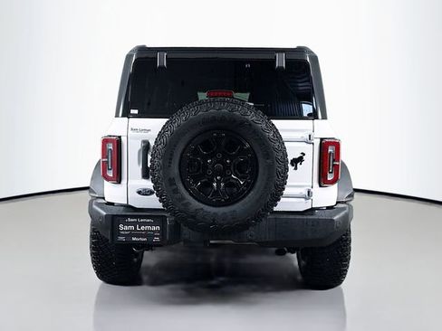 Used 2024 Ford Bronco Wildtrak image 6