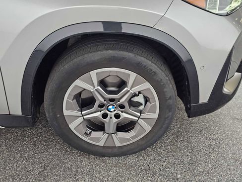 Used 2025 BMW X1 xDrive28i AWD/4WD image 9