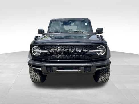 Used 2025 Ford Bronco Badlands image 2